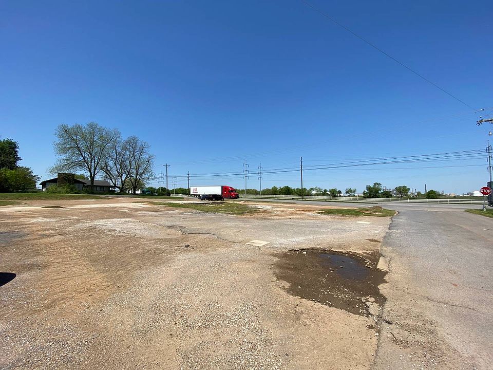 2nd image of 2023 Highway 20