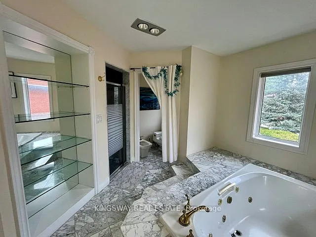 4040 Lookout Ct — Photo 10