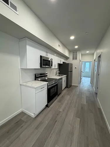 1019 Arch St #4A Photo 1
