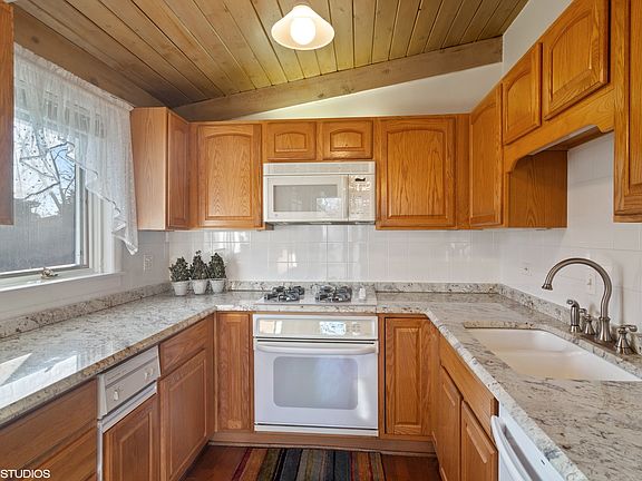 5th image of 3425 Sorrel Dr