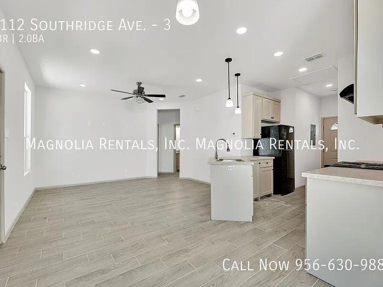2112 Southridge #3 — Photo 3