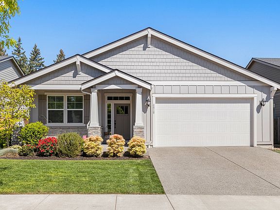 3rd image of 4818 NE 109th St