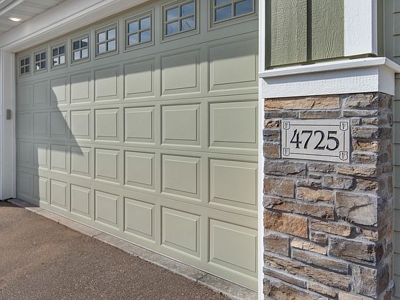 3rd image of 4725 Fable Rd N