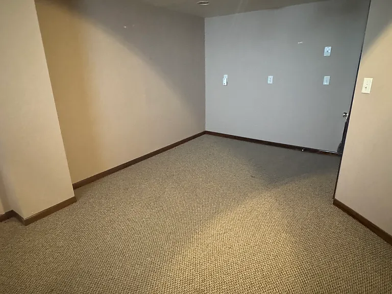 803 9th Ave NE #803 — Photo 16
