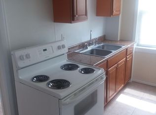 6 Lookout Ave #1, Cranston, RI 02920