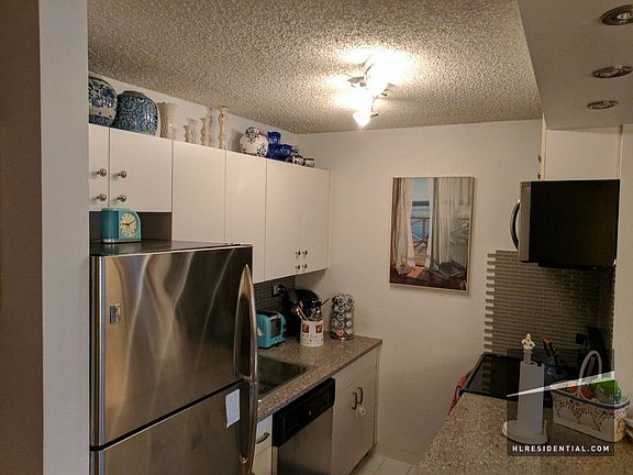 3rd image of 2540 Shore Blvd APT 4D