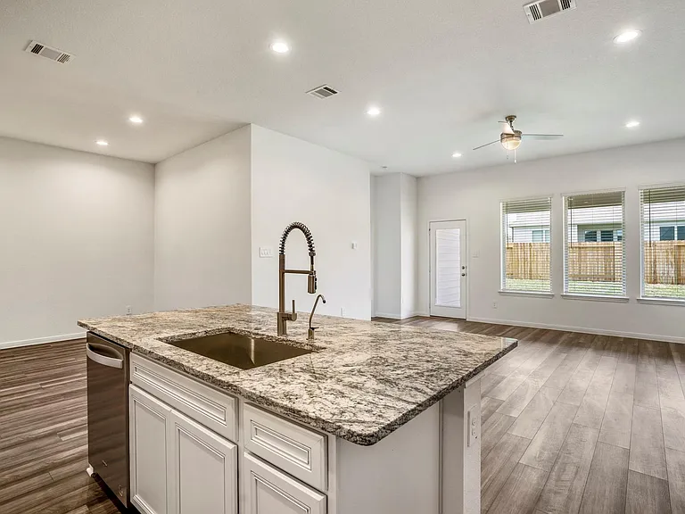 922 Youth Water Rd — Photo 14