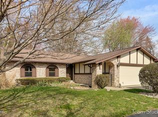 1463 Riverton Ave SE, Grand Rapids, MI 49546