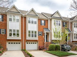 207 Rose Walk Ln, Carrboro, NC 27510