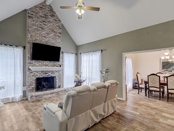 5th image of 5615 Rocky Brook Dr