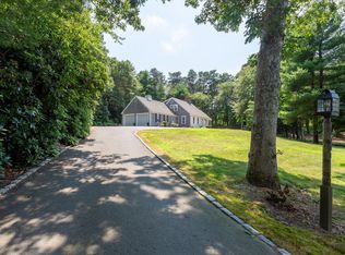 1081 River Rd, Marstons Mills, MA 02648