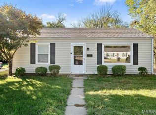 46 Saint Celeste Dr, Florissant, MO 63031