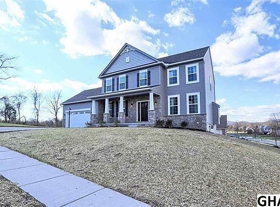 2nd image of 26 Ledgestone Dr
