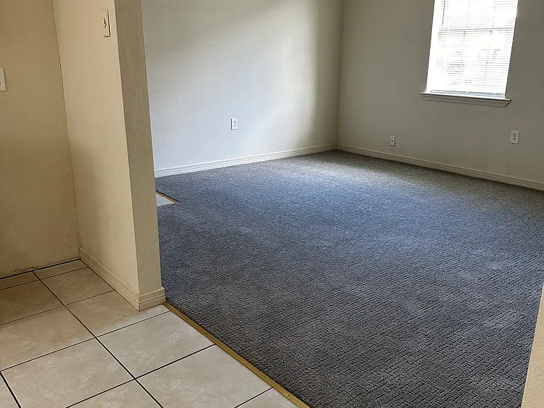 202 Omega St #C & D — Photo 7