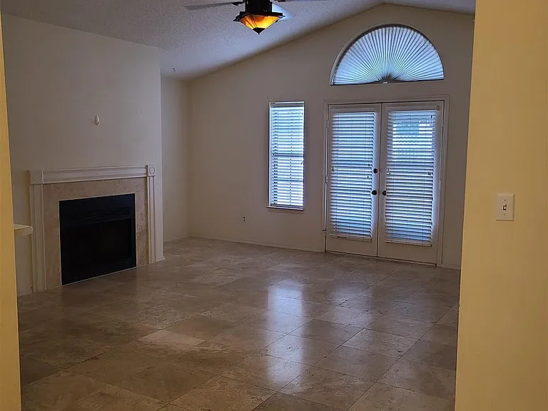 5051 Grande Dr #I1 — Photo 5