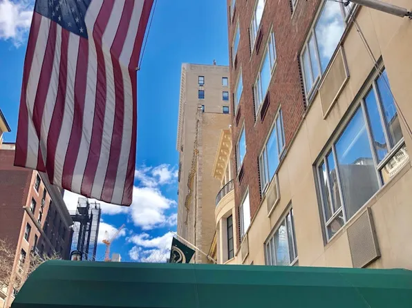 30 East 62nd Street image 7 of 11