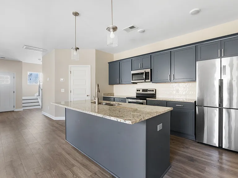 1727 Fenway Loop — Photo 8