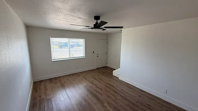 2 bed, 1144 sqft, $1,950 — Photo 2