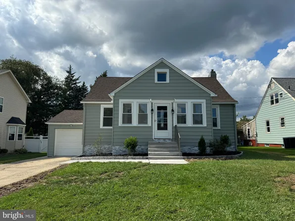 11 Cooper Ave, Stratford, NJ 08084