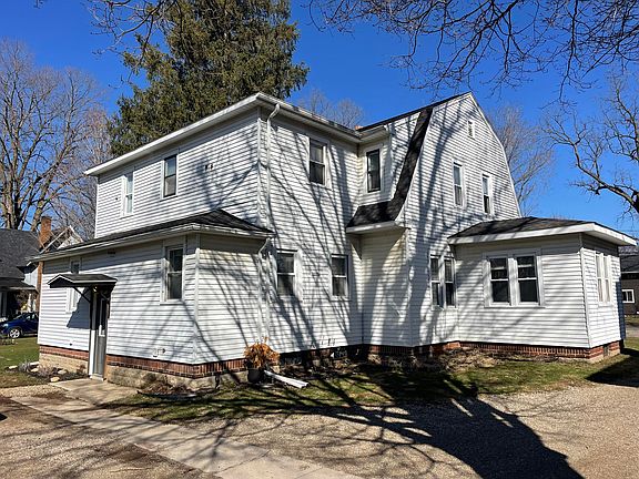 2nd image of 229 W Orleans St