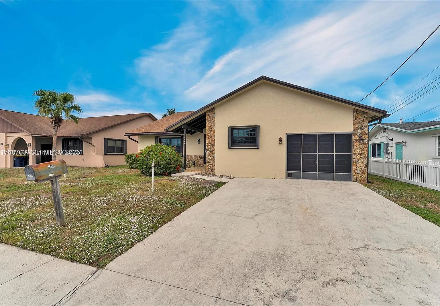 3 bed, 2.0 bath, 1788 sqft, $4,000 — Photo 4