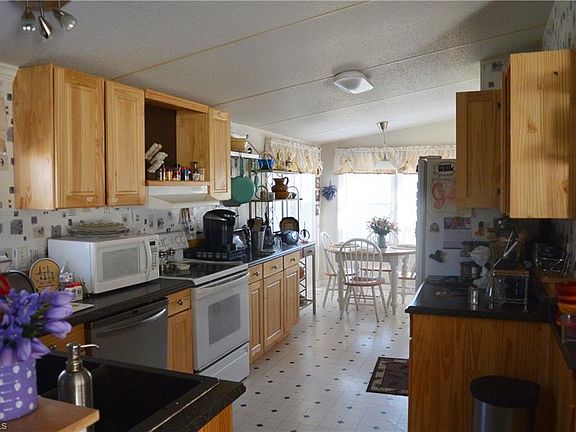 4th image of 5603 Bridletree Ct