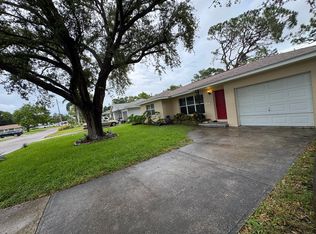 1711 30th St W, Bradenton, FL 34205