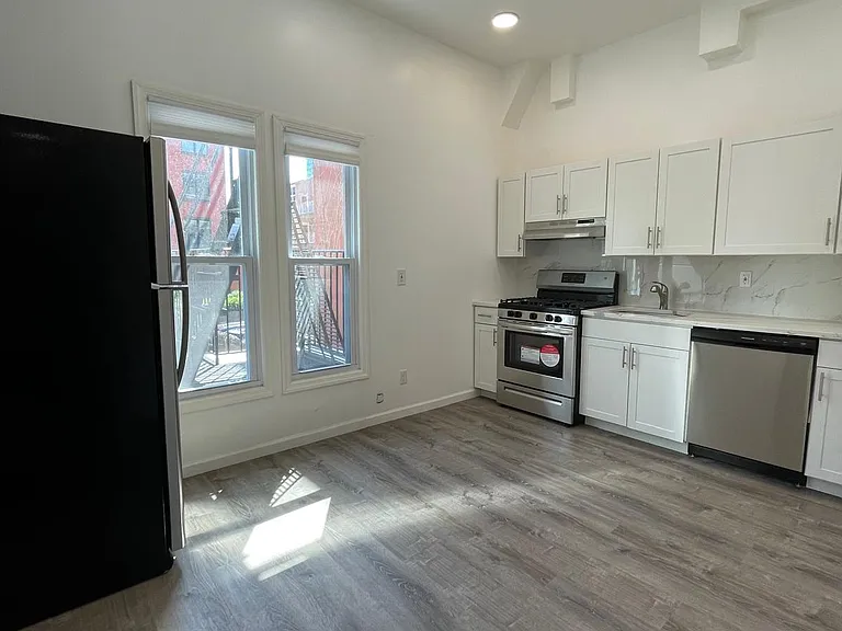 263 York St #2 — Photo 4