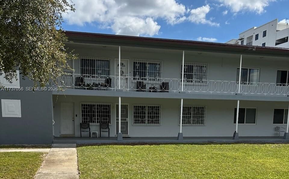 2nd image of 383 E 4th Ave APT 3