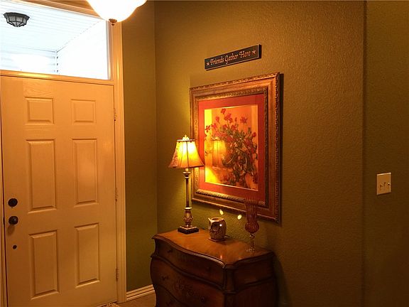 2nd image of 136 W Kibler Hwy