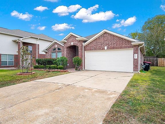 3rd image of 11806 Taylor Leigh Ln