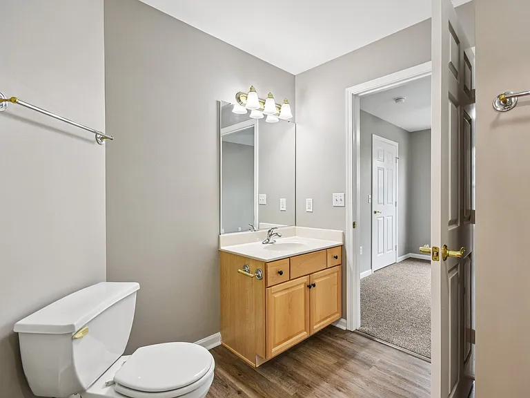 Main bathroom