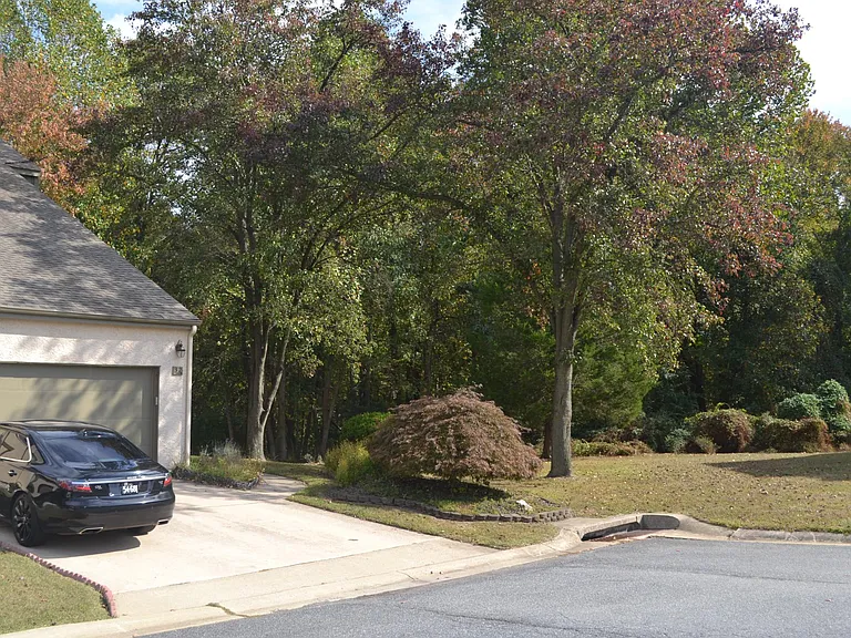 34 Falcon Ct — Photo 37