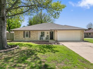 1002 Birchwood Ln, Mansfield, TX 76063