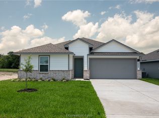 10652 Knox Dr, College Station, TX 77845