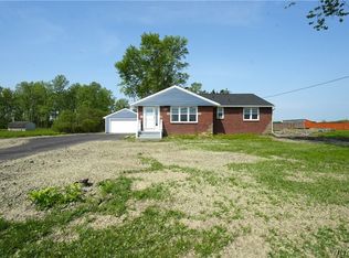 1570 Campbell Blvd, Amherst, NY 14228