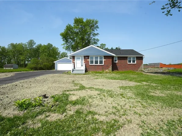 1570 Campbell Blvd, Amherst, NY 14228