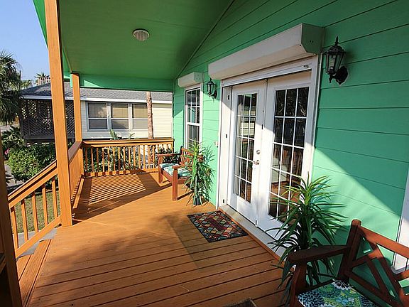 3rd image of 13714 Pirates Beach Boulevard Ct