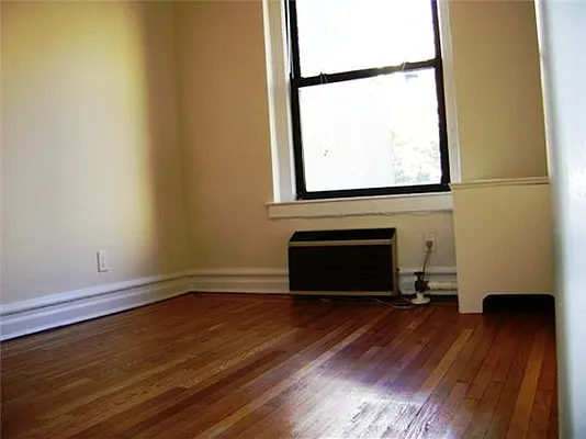 Rented by CitySites Real Estate Group | media 18