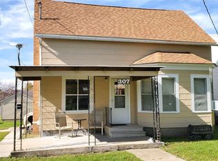 307 State St, Dysart, IA 52224
