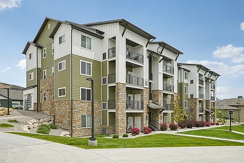 The Vue at Traverse Ridge Photo 1