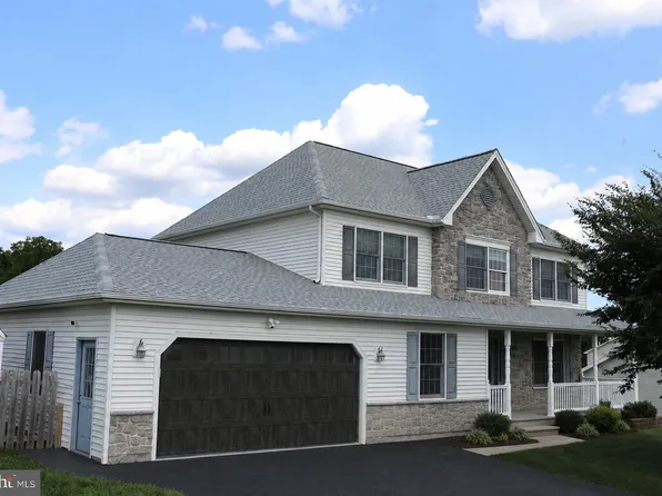 6102 Fireside Cir, Harrisburg, PA 17109