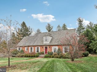 913 Field Ln, Villanova, PA 19085