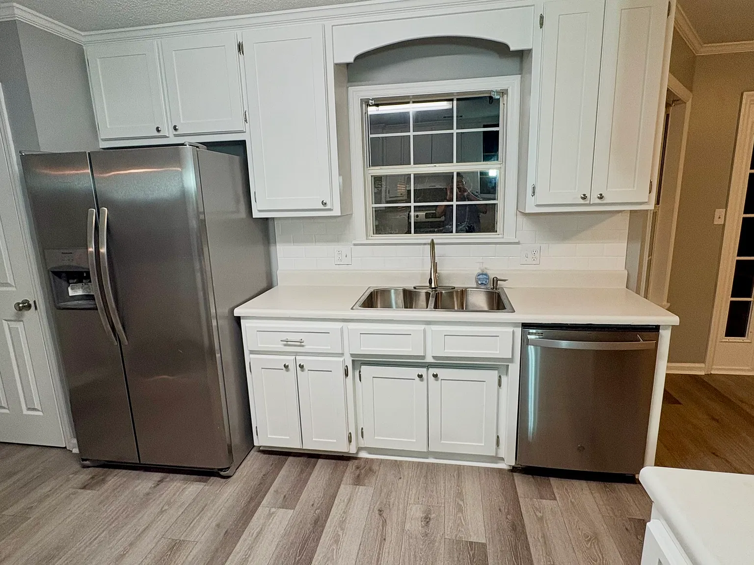 3 bed, 2124 sqft, $1,950 — Photo 3