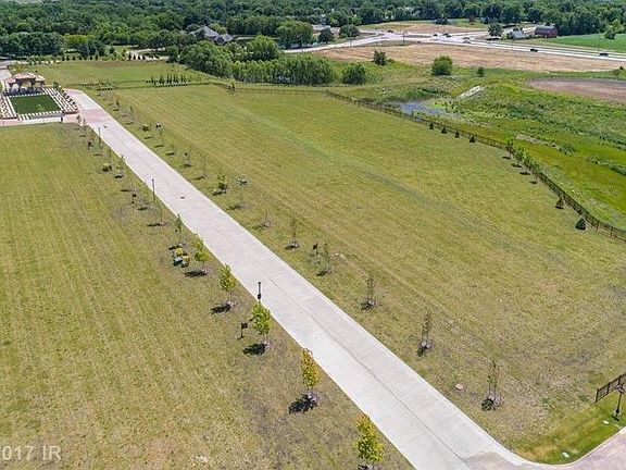 4th image of 10224 Bella Strada Ln