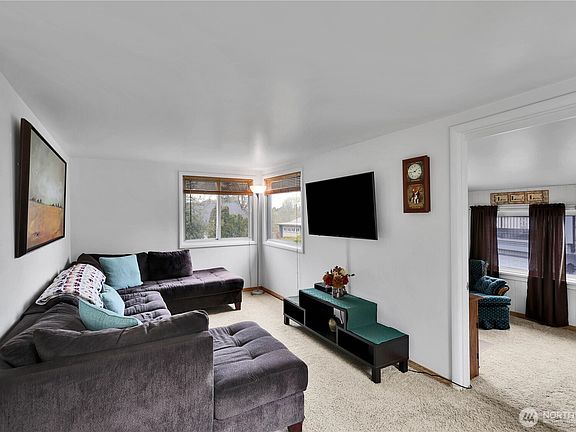 5th image of 22317 16th Avenue S