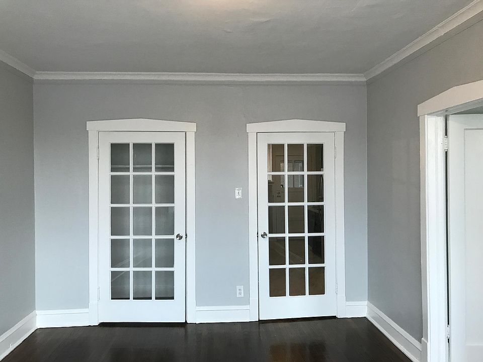 2nd image of 6655 S Whipple St APT 3