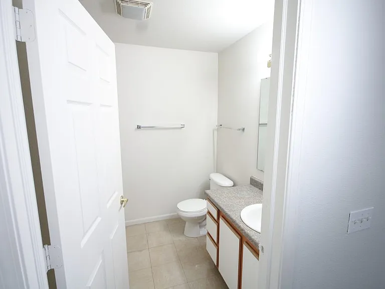 Michigan City Apartments — Photo 18