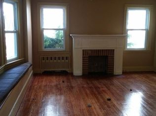 12 Ivy St, Clark, NJ 07066