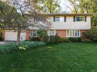 136 Mimosa Dr, Dayton, OH 45459